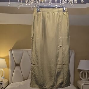 Silk Elegant Pencil Skirt in Olive By Pier 20